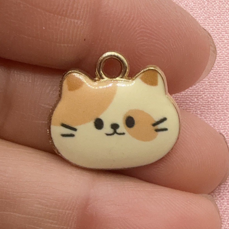 จี้โลหะผสมรูปหัวแมวพิมพ์ลาย 12 - Jewelry Making Accessories บทวิจารณ์และราคา