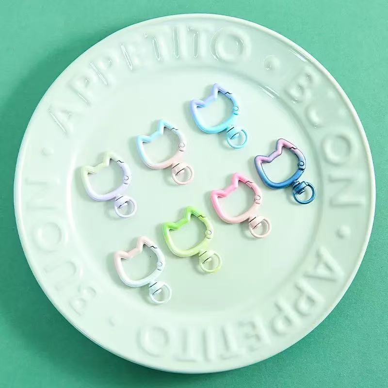 พวงกุญแจรูปแมวน่ารักแบบไล่สี 5 - Jewelry Making Metal Supplies บทวิจารณ์และราคา